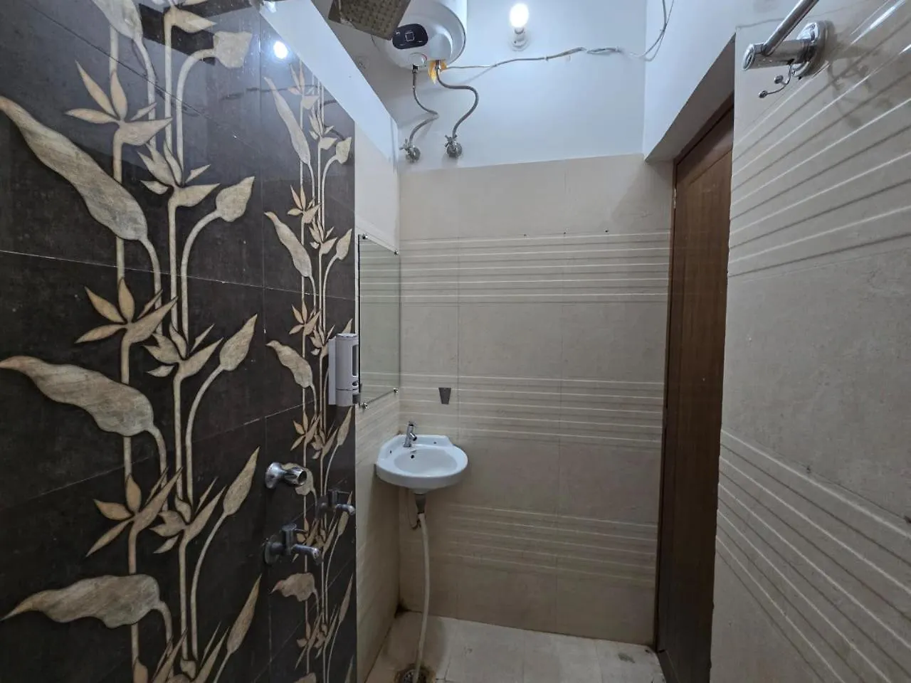 Homaya Benares 0*,
